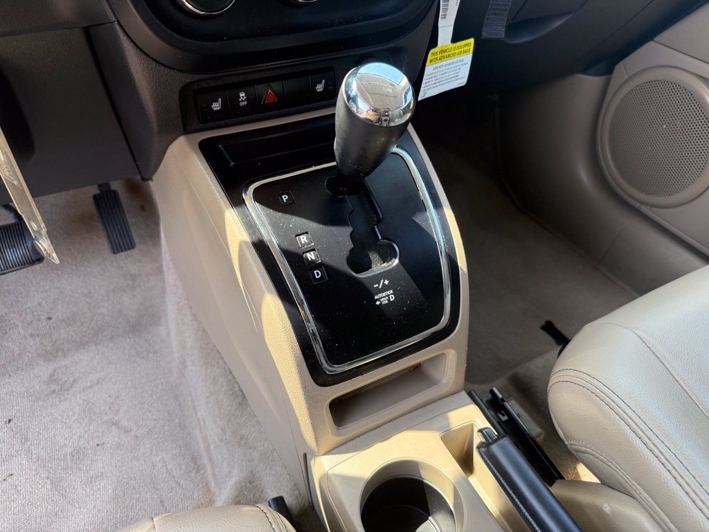 Used 2016 Jeep Patriot High Altitude AWD/4WD image 15