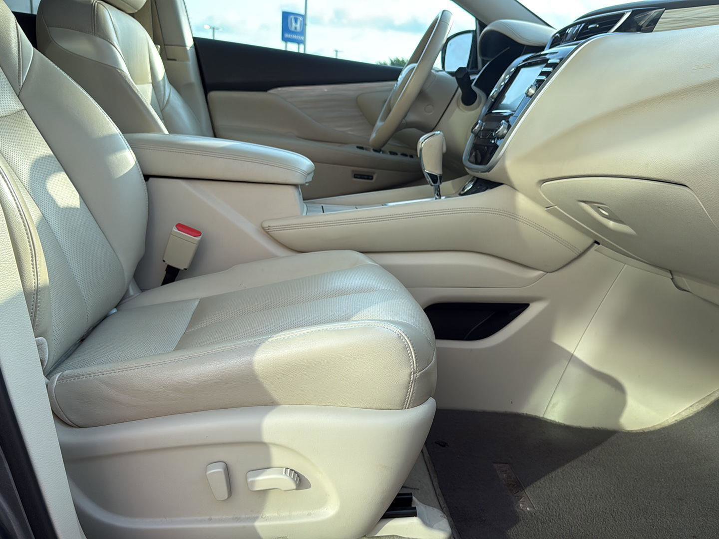 Used 2015 Nissan Murano SL w/ SL Technology Package FWD image 38