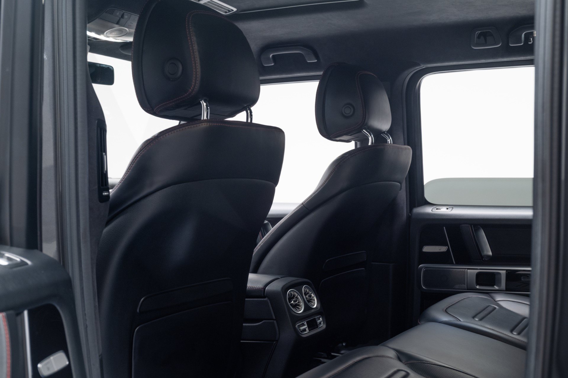 Used 2022 Mercedes-Benz G 550 image 26