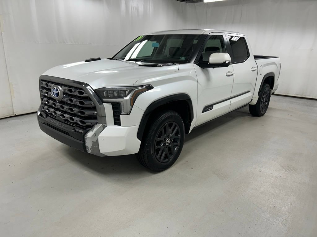 Used 2024 Toyota Tundra Platinum AWD/4WD image 2