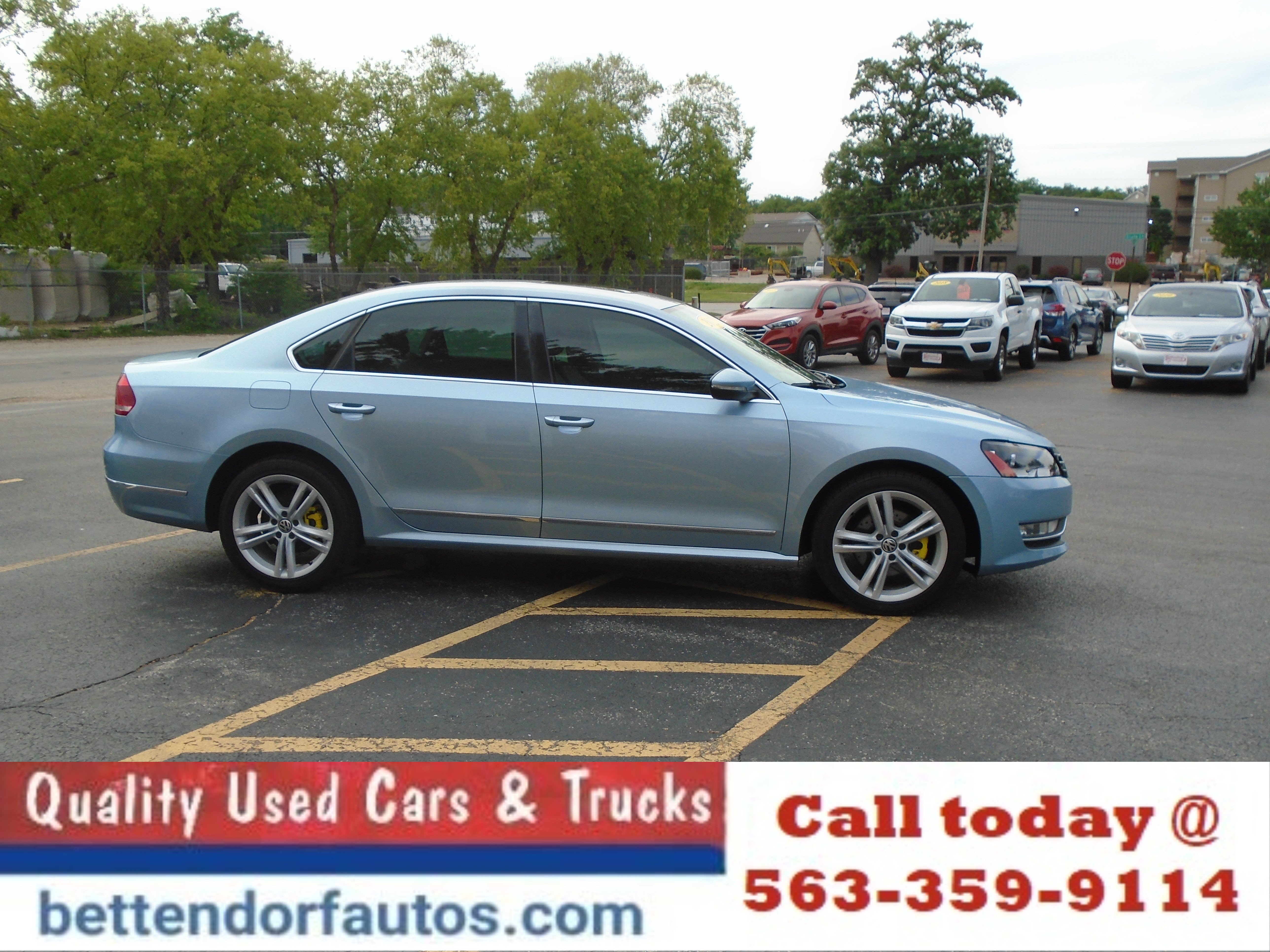 Used 2012 Volkswagen Passat TDI SEL Premium FWD image 4