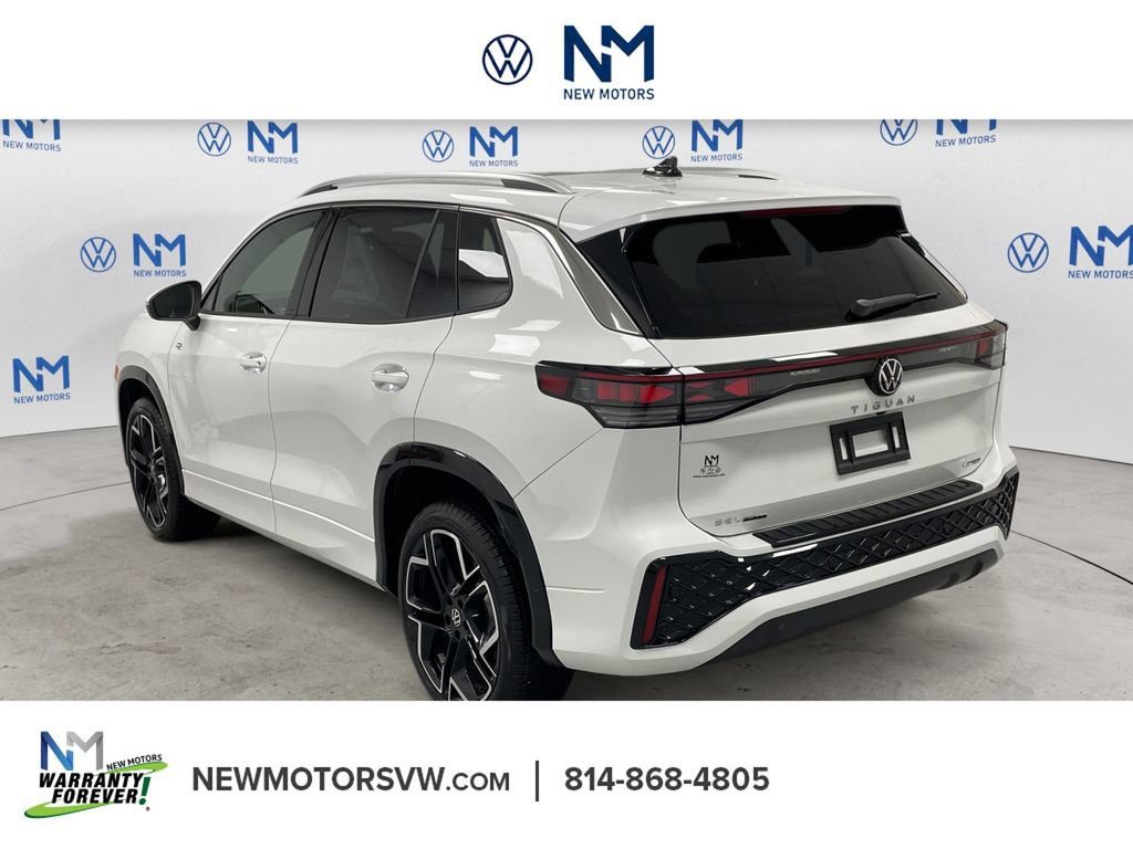 New 2026 Volkswagen Tiguan SEL R-Line image 2