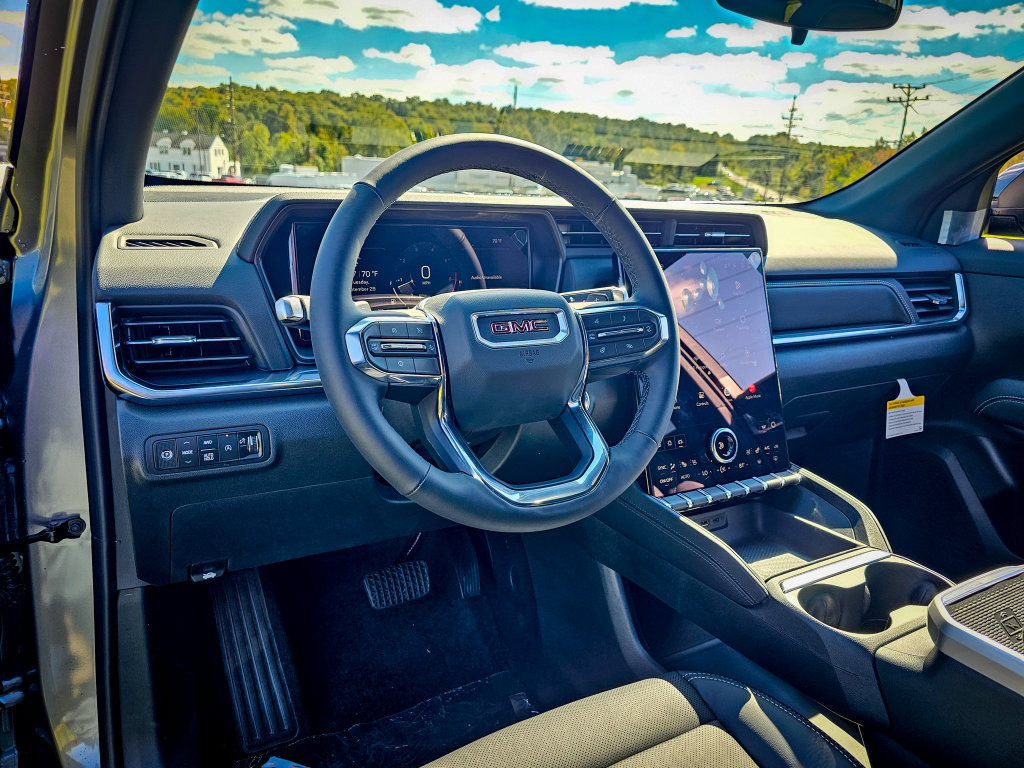 New 2027 GMC Terrain Elevation w/ Elevation Premium Package AWD/4WD image 14
