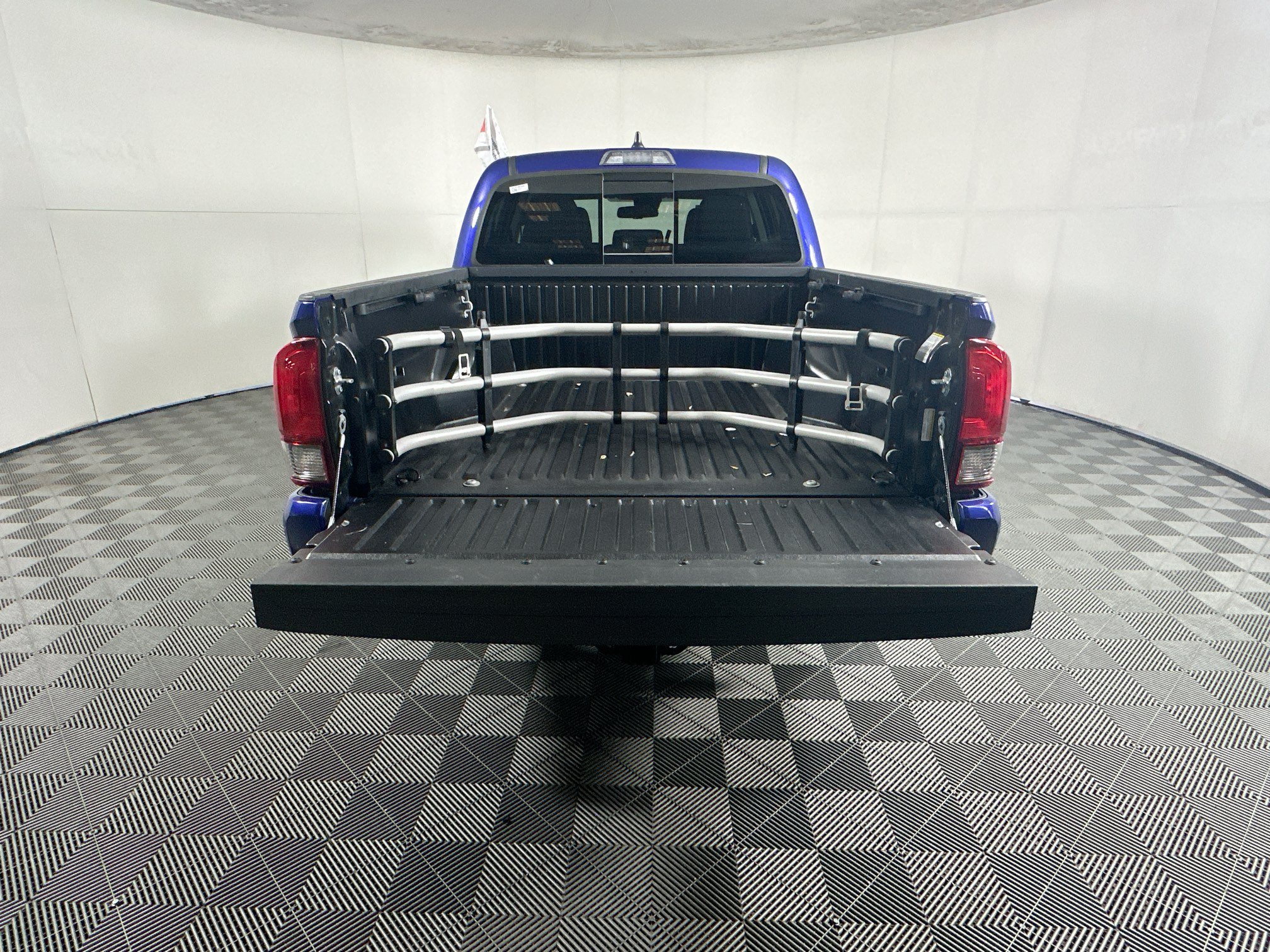 Used 2023 Toyota Tacoma SR5 w/ Technology Package AWD/4WD image 31