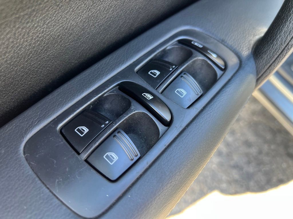 Used 2005 Porsche Cayenne S AWD/4WD image 39