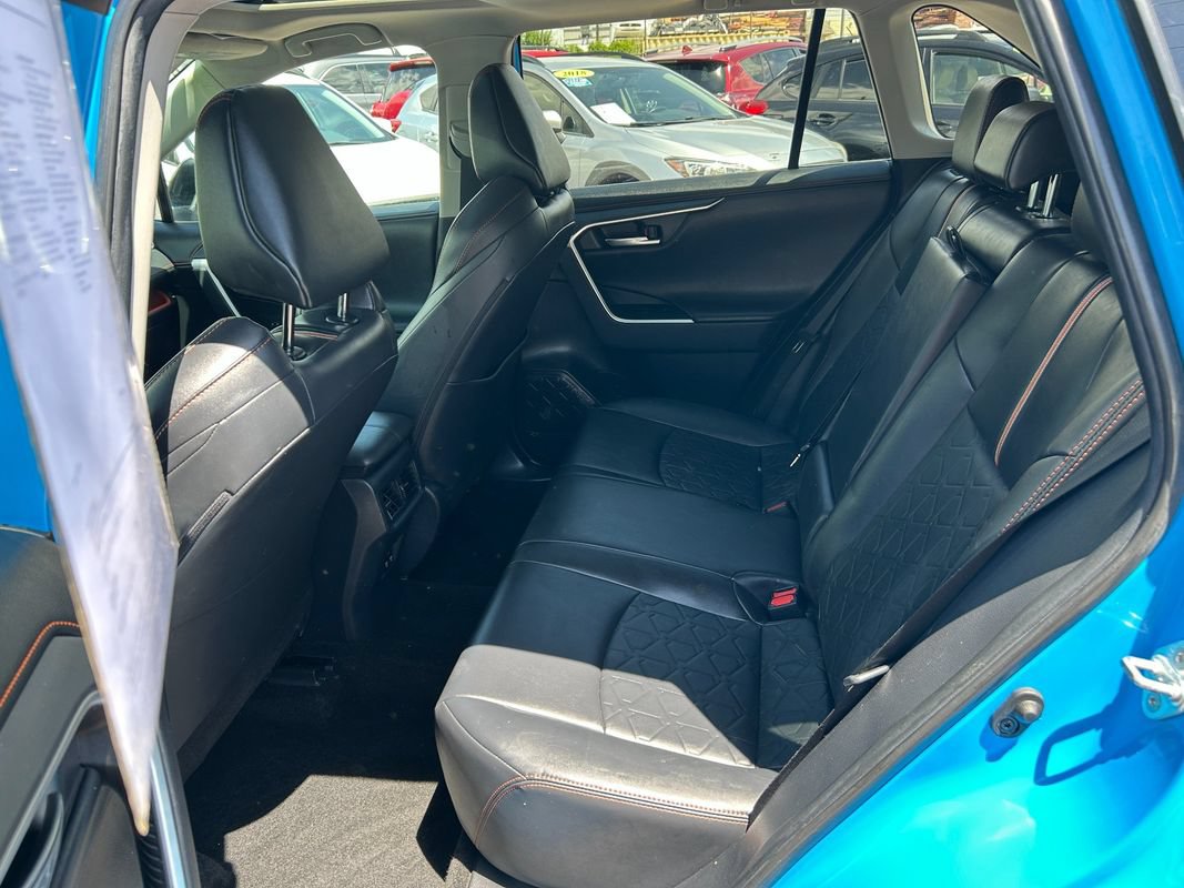 Used 2020 Toyota RAV4 Adventure AWD/4WD image 17