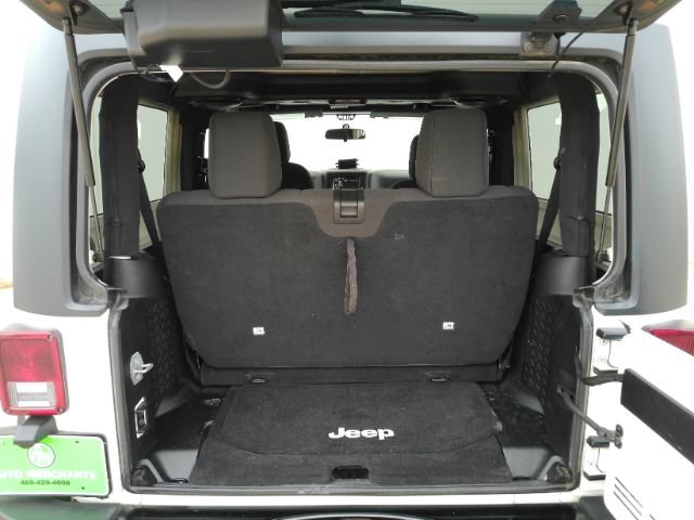 Used 2014 Jeep Wrangler Sport image 18