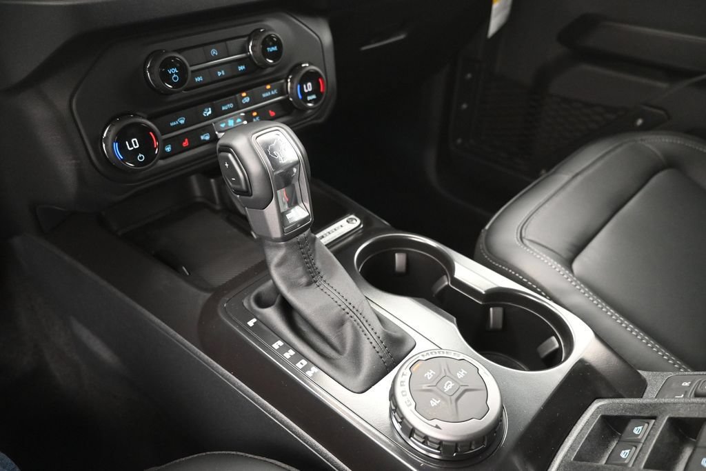 New 2026 Ford Bronco Outer Banks AWD/4WD image 9