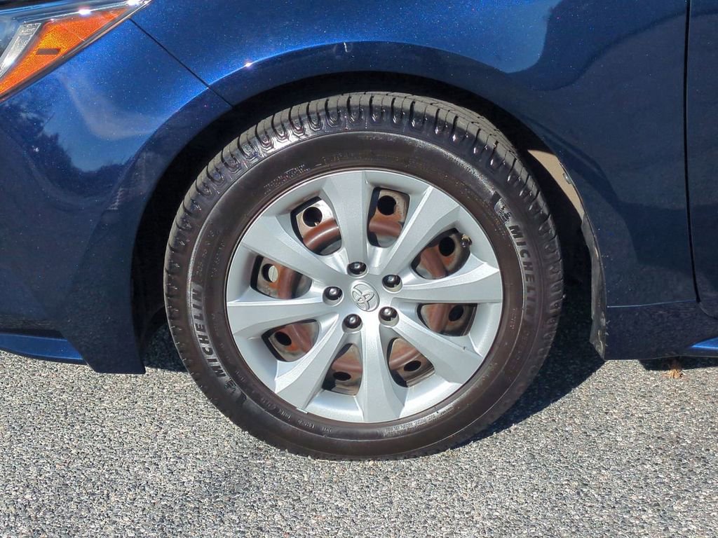 Certified 2020 Toyota Corolla LE image 11