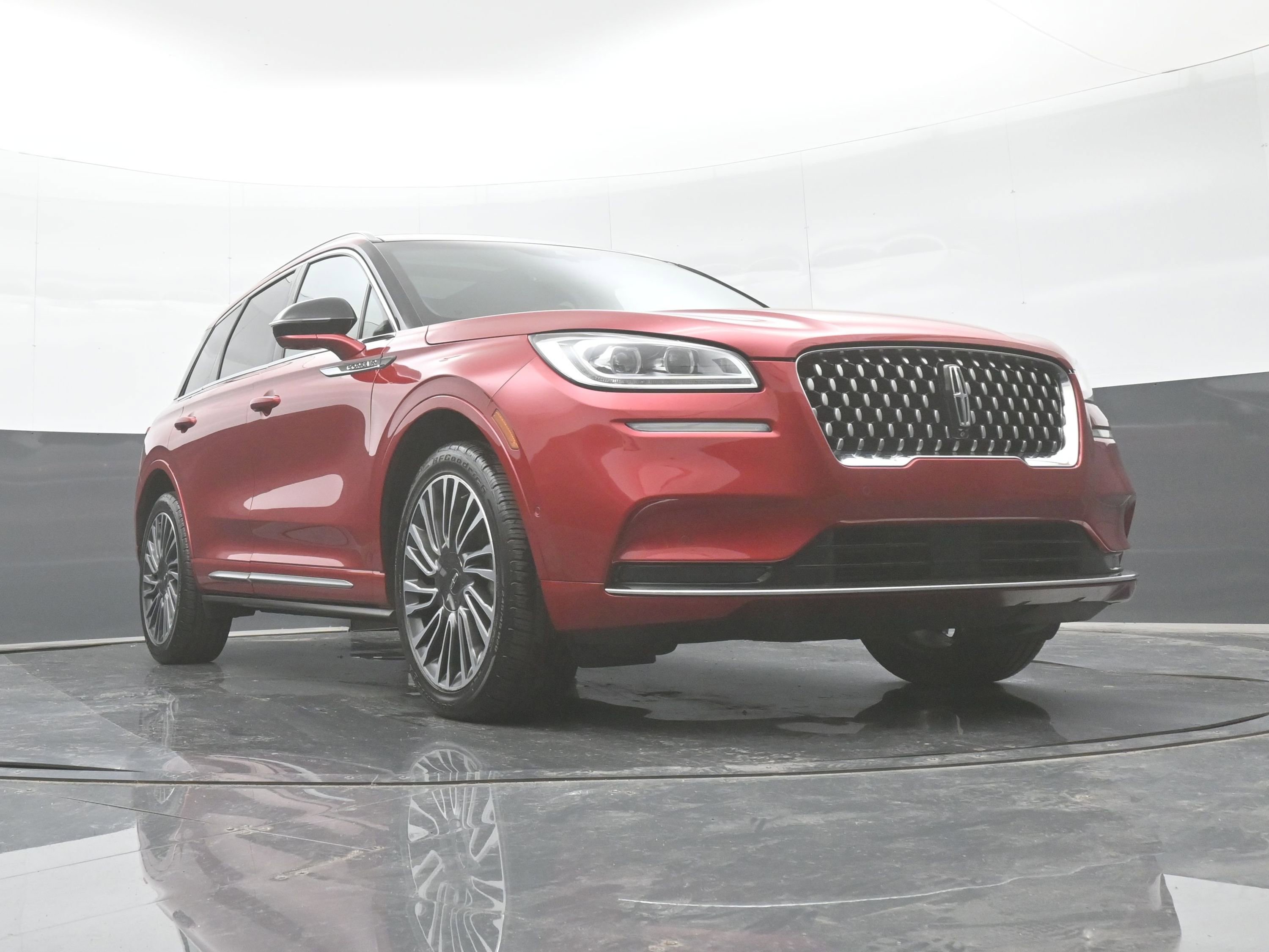 Used 2020 Lincoln Corsair Reserve w/ Equipment Group 202A AWD/4WD image 39