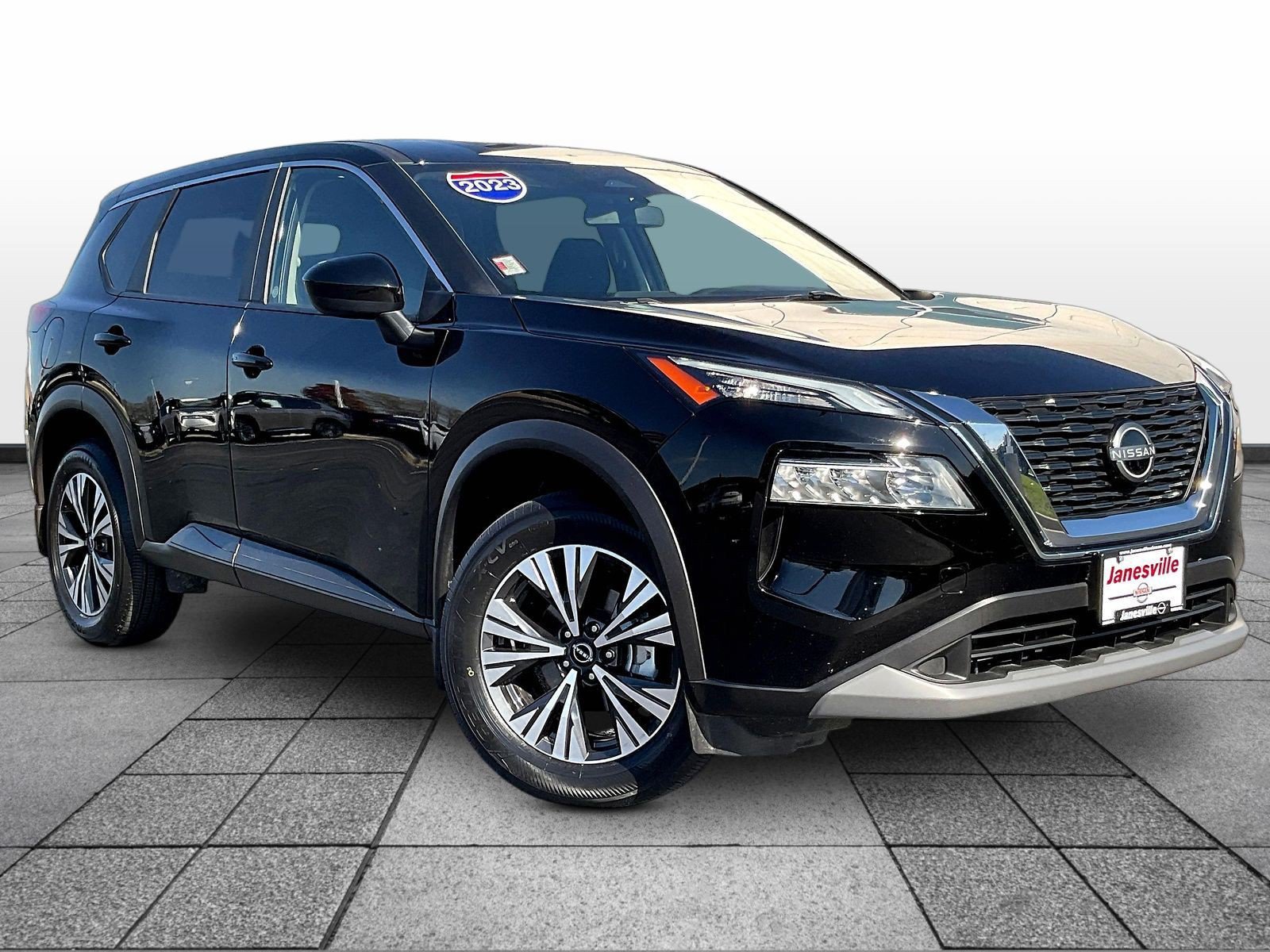 Used 2023 Nissan Rogue SV