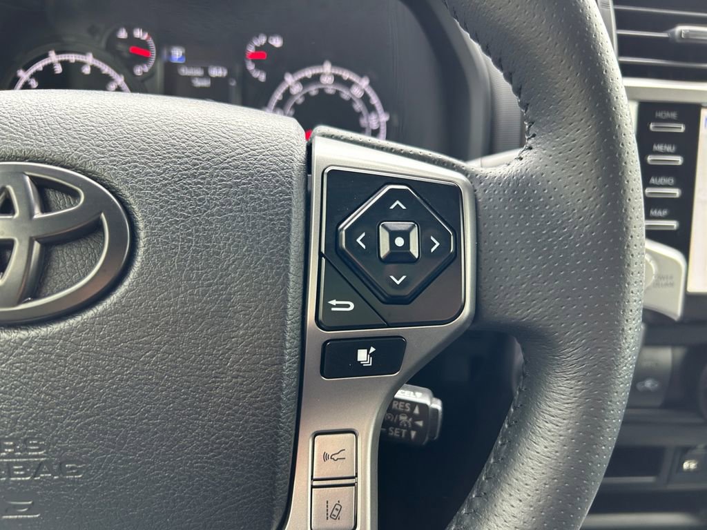 Used 2022 Toyota 4Runner SR5 Premium image 19