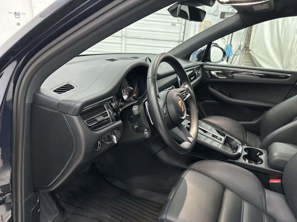 Used 2022 Porsche Macan S image 10