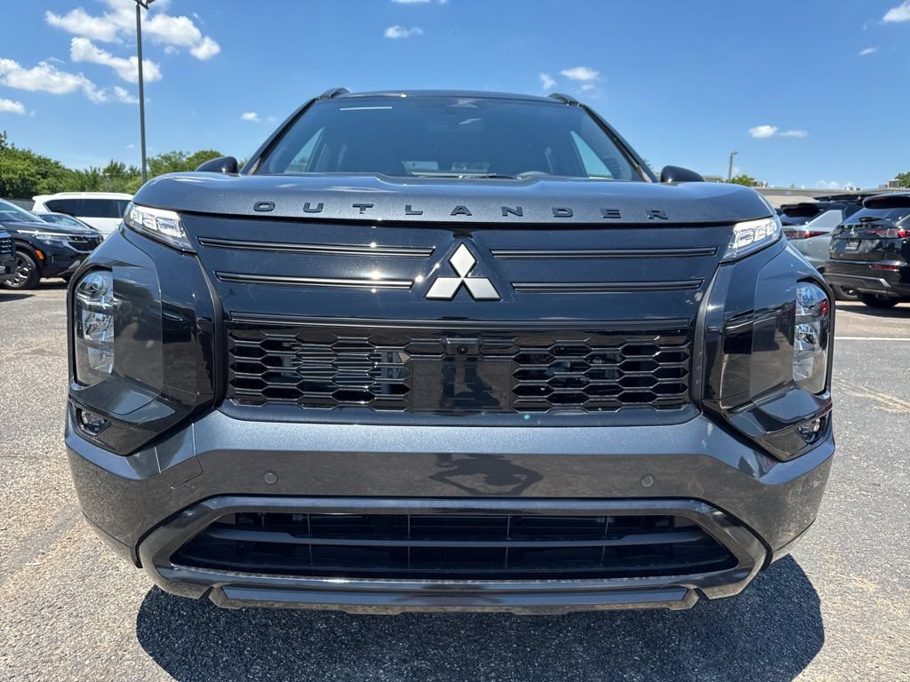 New 2026 Mitsubishi Outlander SEL FWD image 2
