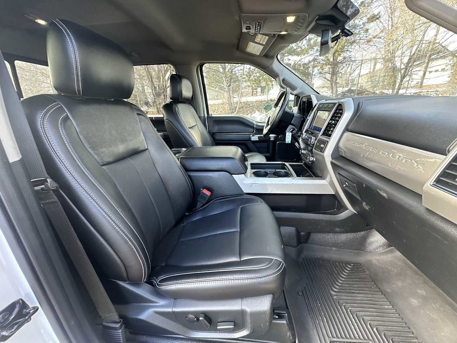 Used 2020 Ford F350 Lariat w/ FX4 Off-Road Package image 23