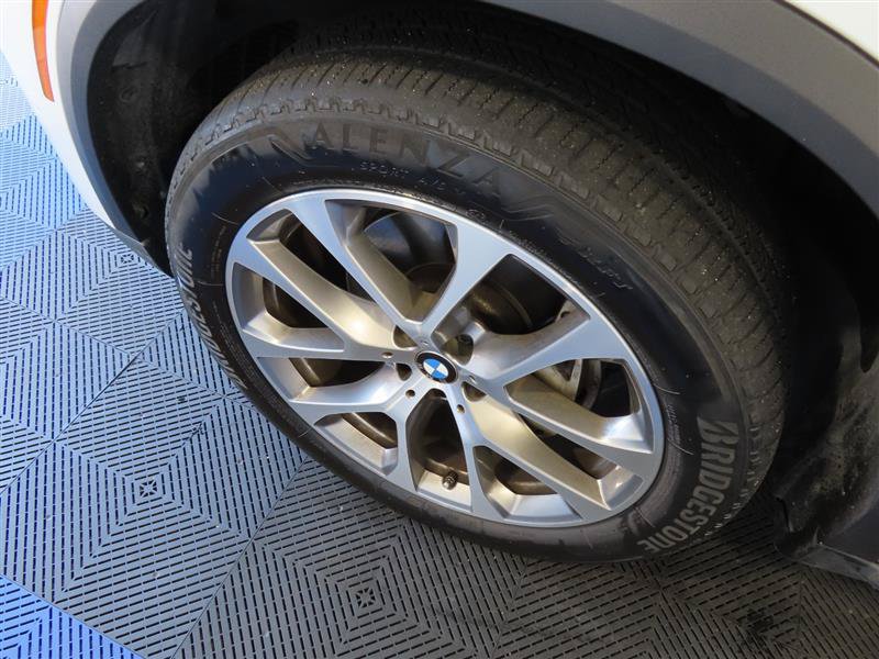 Used 2024 BMW X5 sDrive40i w/ Premium Package RWD image 29