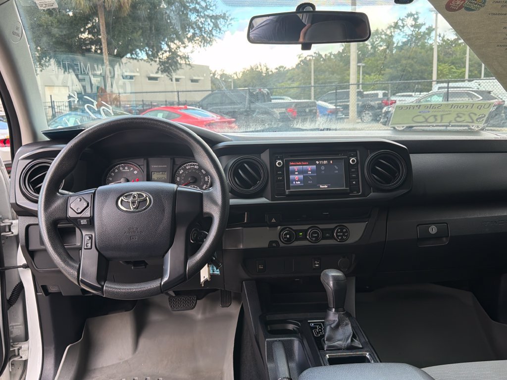 Used 2017 Toyota Tacoma SR RWD image 7