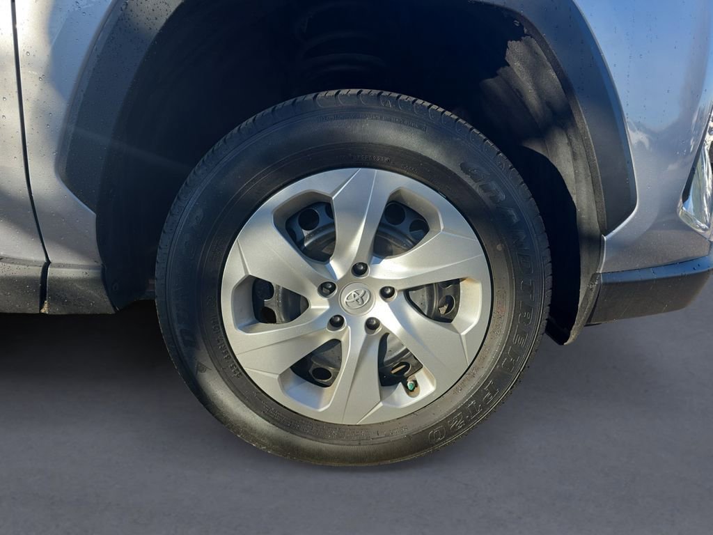 Used 2023 Toyota RAV4 LE image 14