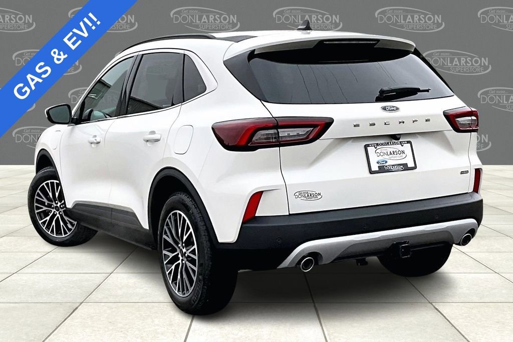 New 2026 Ford Escape SE w/ Class II Trailer Tow Package image 3