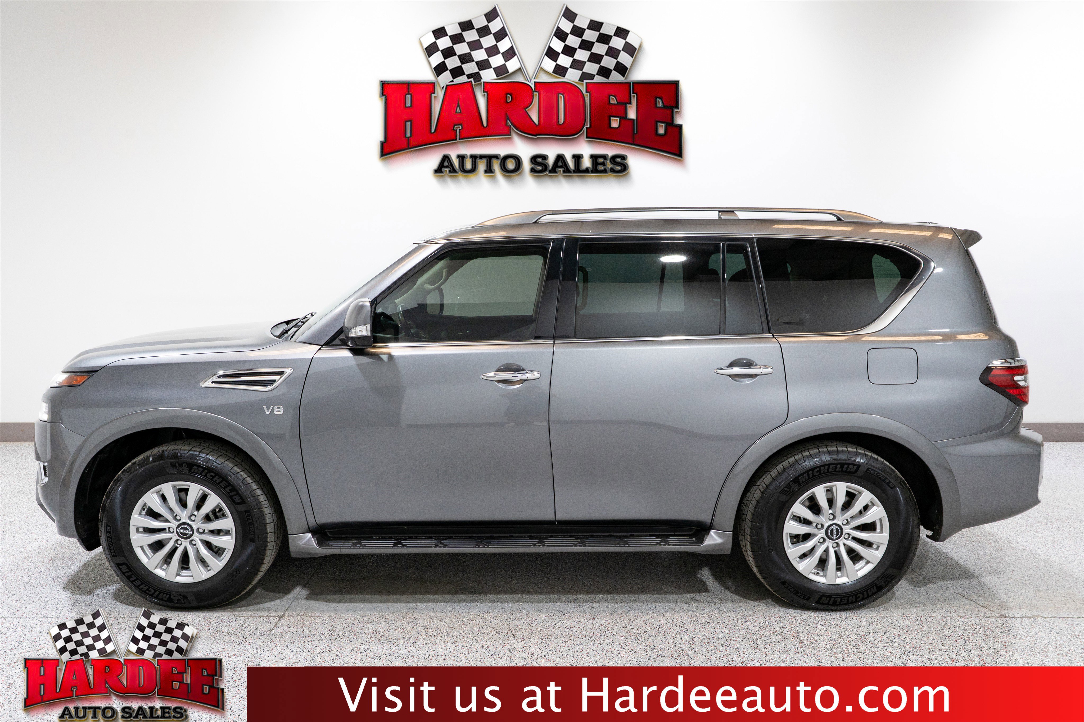 Used 2022 Nissan Armada SV w/ Cargo Package RWD image 1