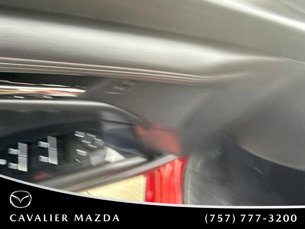 Used 2022 MAZDA MAZDA3 s AWD/4WD image 12