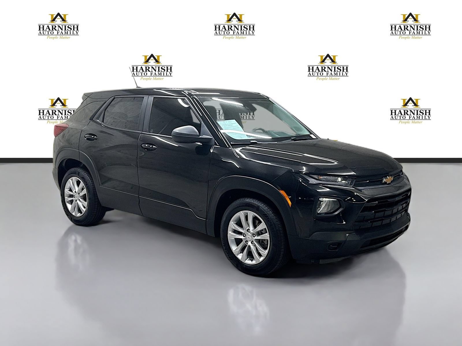 Used 2023 Chevrolet TrailBlazer LS FWD image 3
