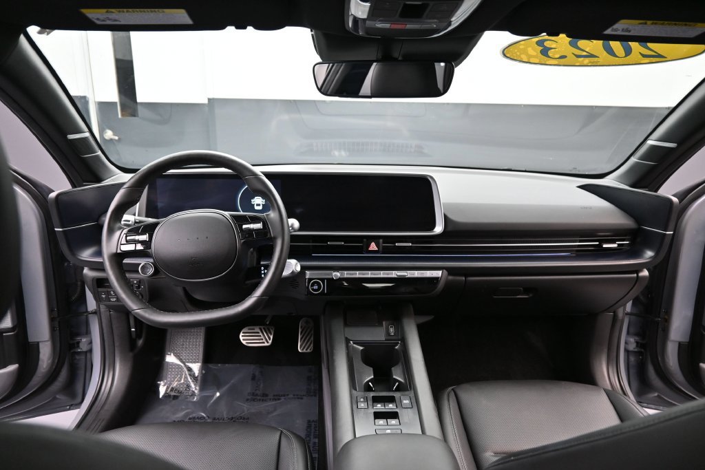 Certified 2023 Hyundai Ioniq 6 Limited RWD image 10