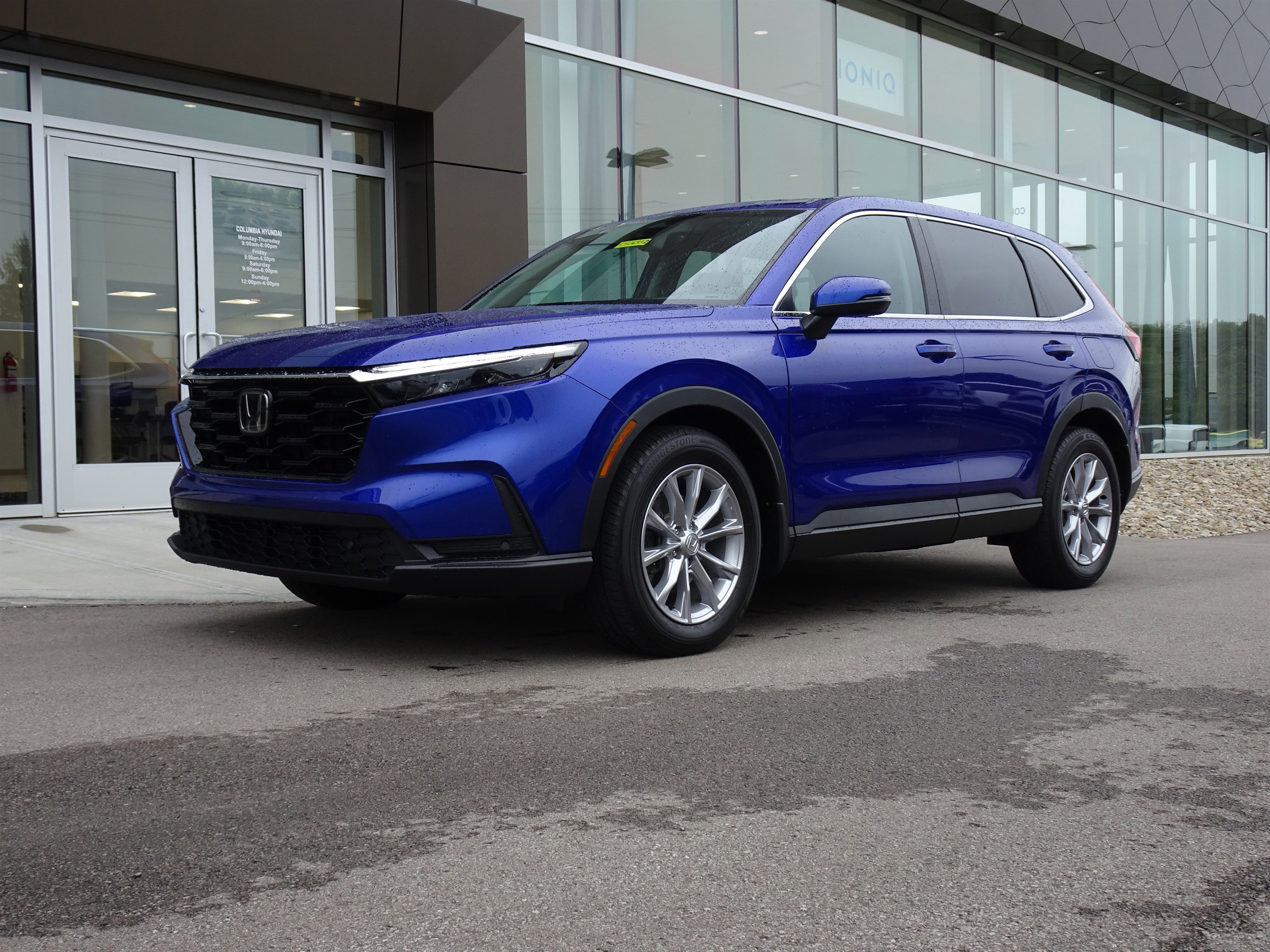 Used 2023 Honda CR-V EX-L image 1