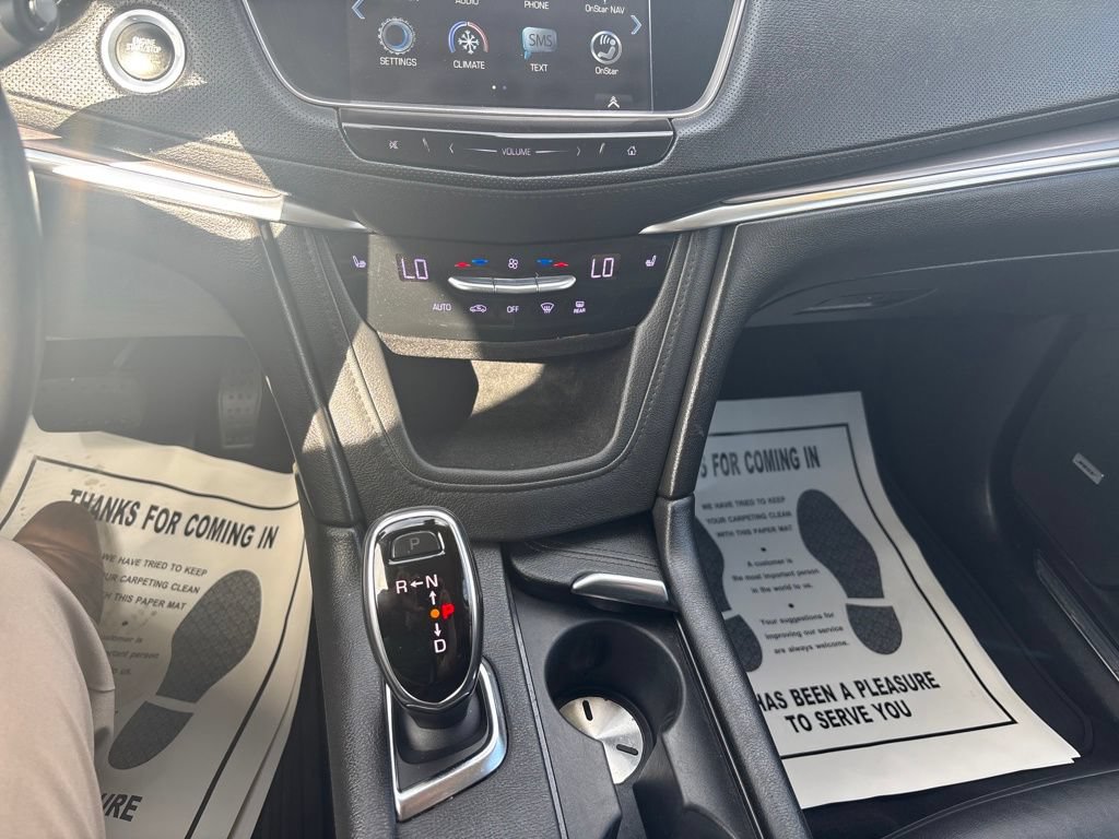 Used 2018 Cadillac XT5 Luxury w/ Driver Awareness Package AWD/4WD image 24