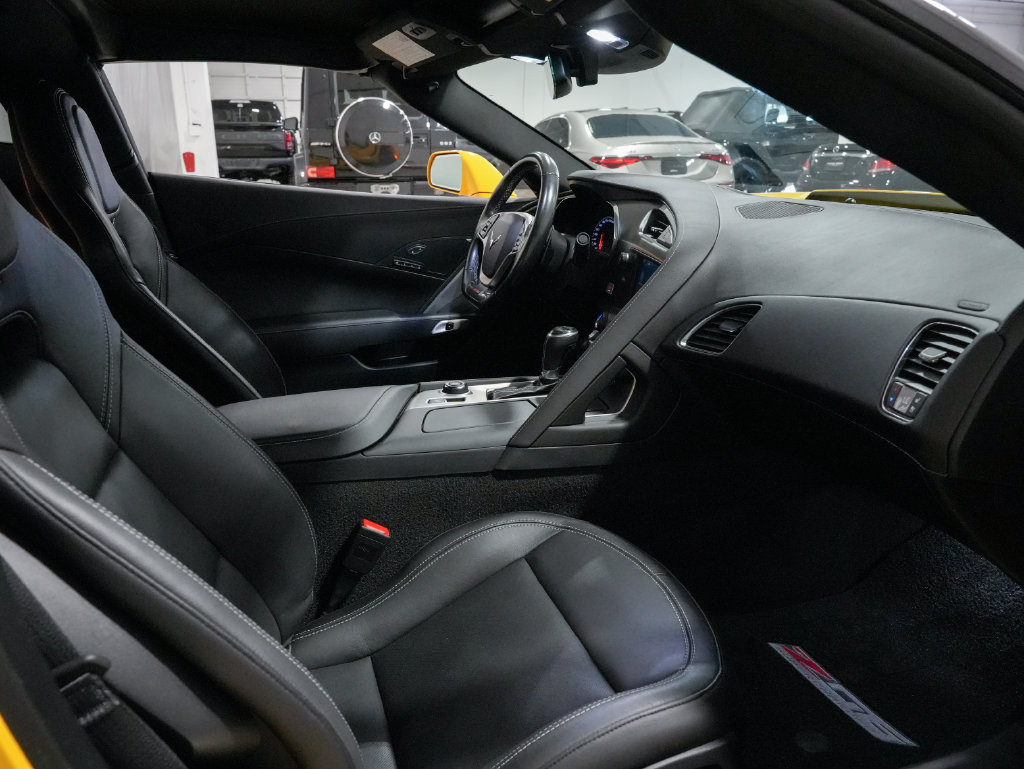 Used 2019 Chevrolet Corvette Z06 RWD image 22