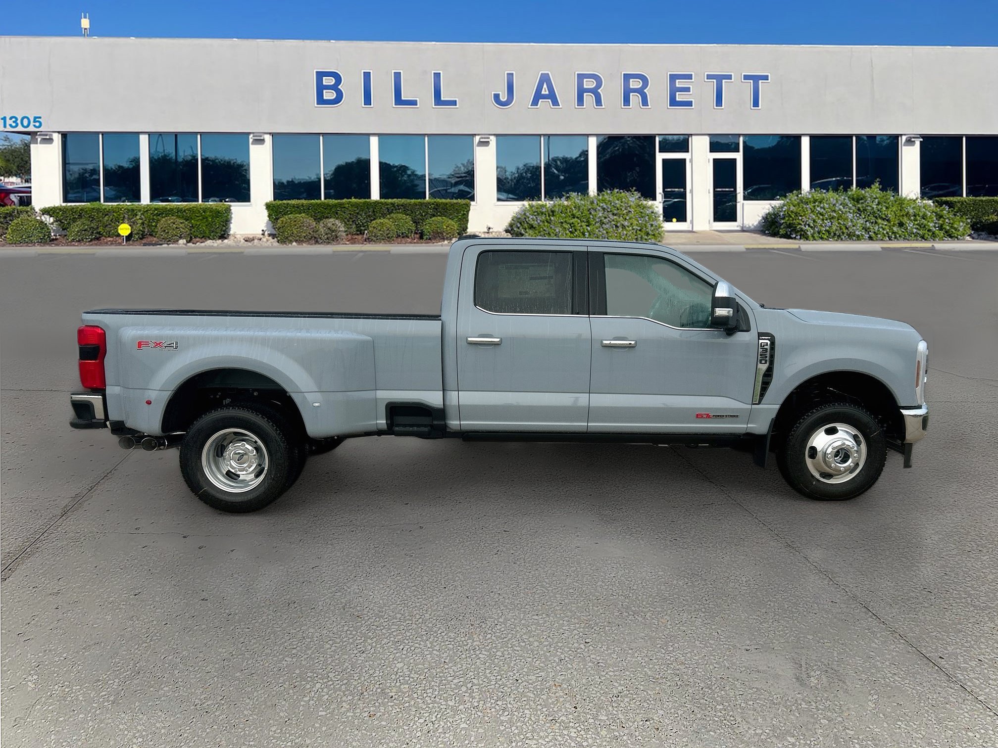 New 2027 Ford F350 Lariat w/ Lariat Ultimate Package AWD/4WD image 3