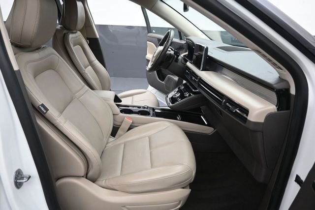 Used 2020 Lincoln Corsair FWD w/ Equipment Group 101A image 14