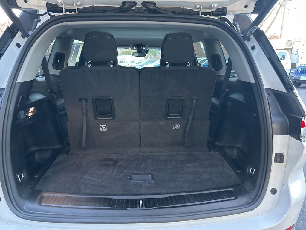 Used 2022 Jeep Grand Cherokee L Laredo w/ Luxury Tech Group I image 36