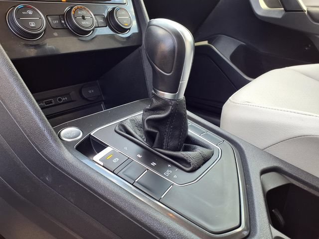 Used 2019 Volkswagen Tiguan SE FWD image 15