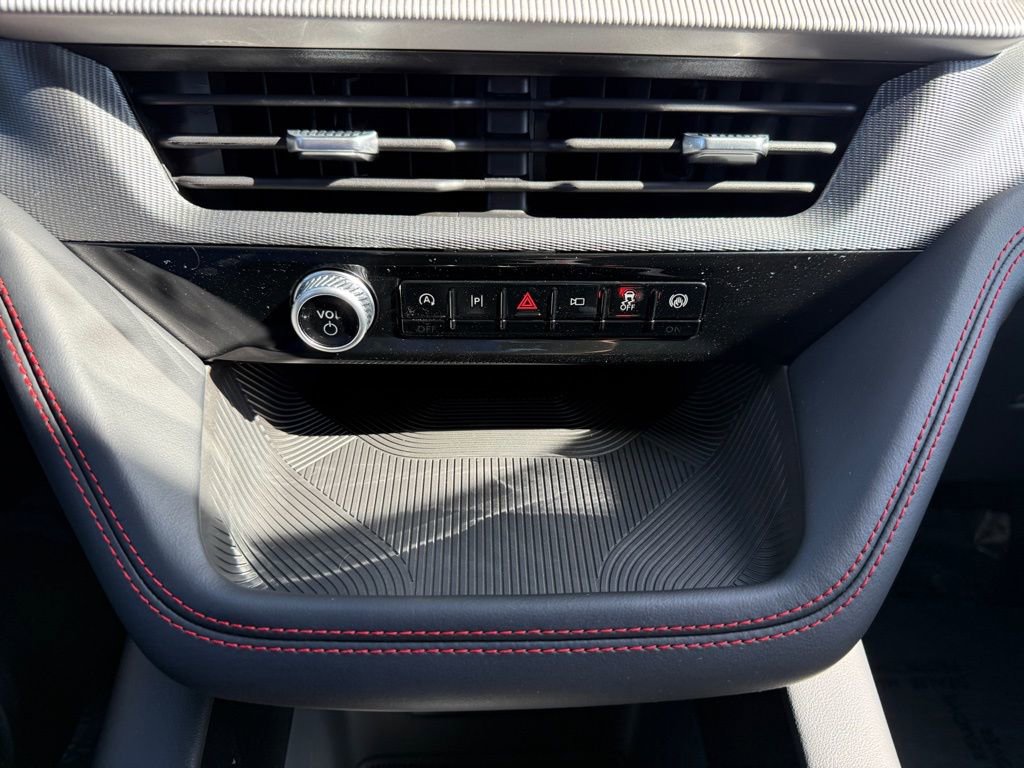 New 2026 Ford Explorer ST-Line image 27