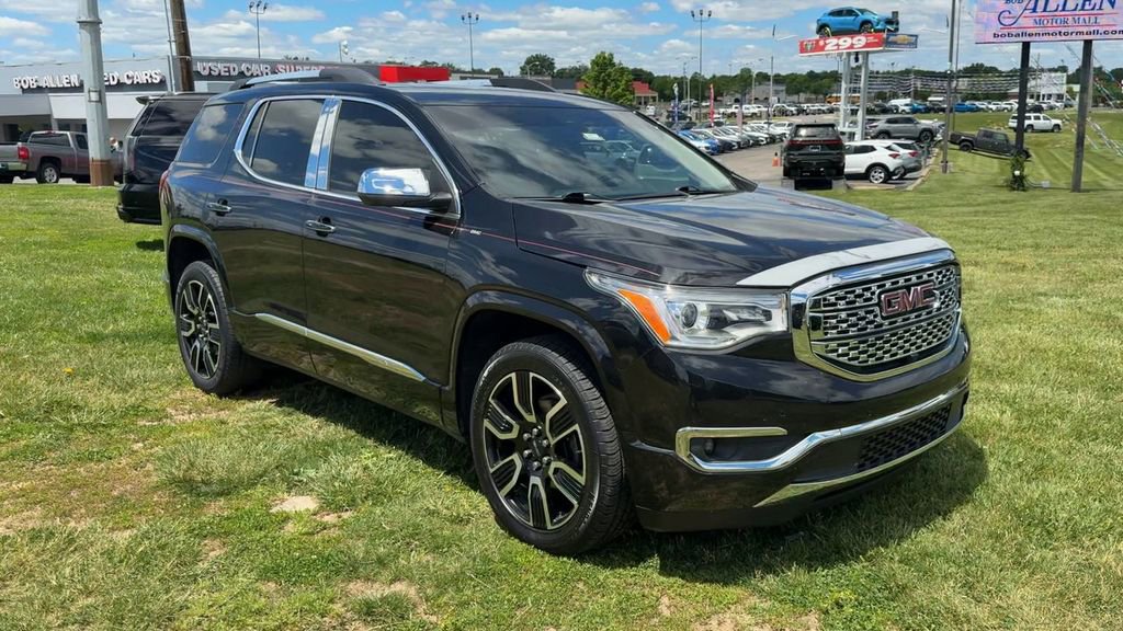 Used 2019 GMC Acadia Denali w/ Technology Package AWD/4WD image 9