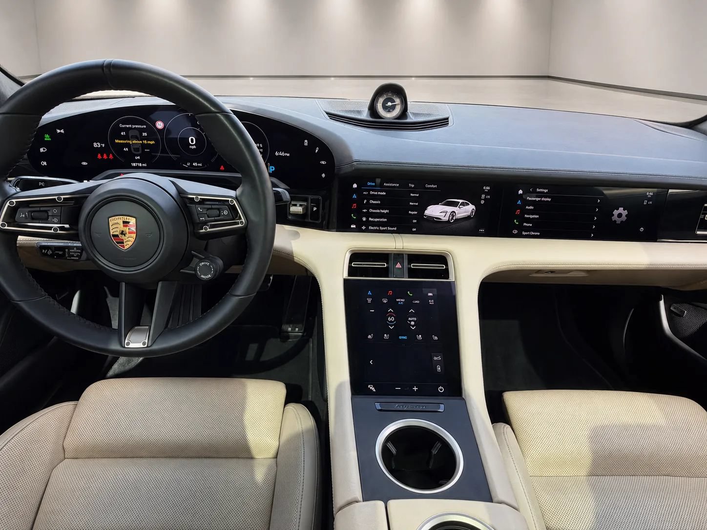 Used 2021 Porsche Taycan Turbo S AWD/4WD image 11