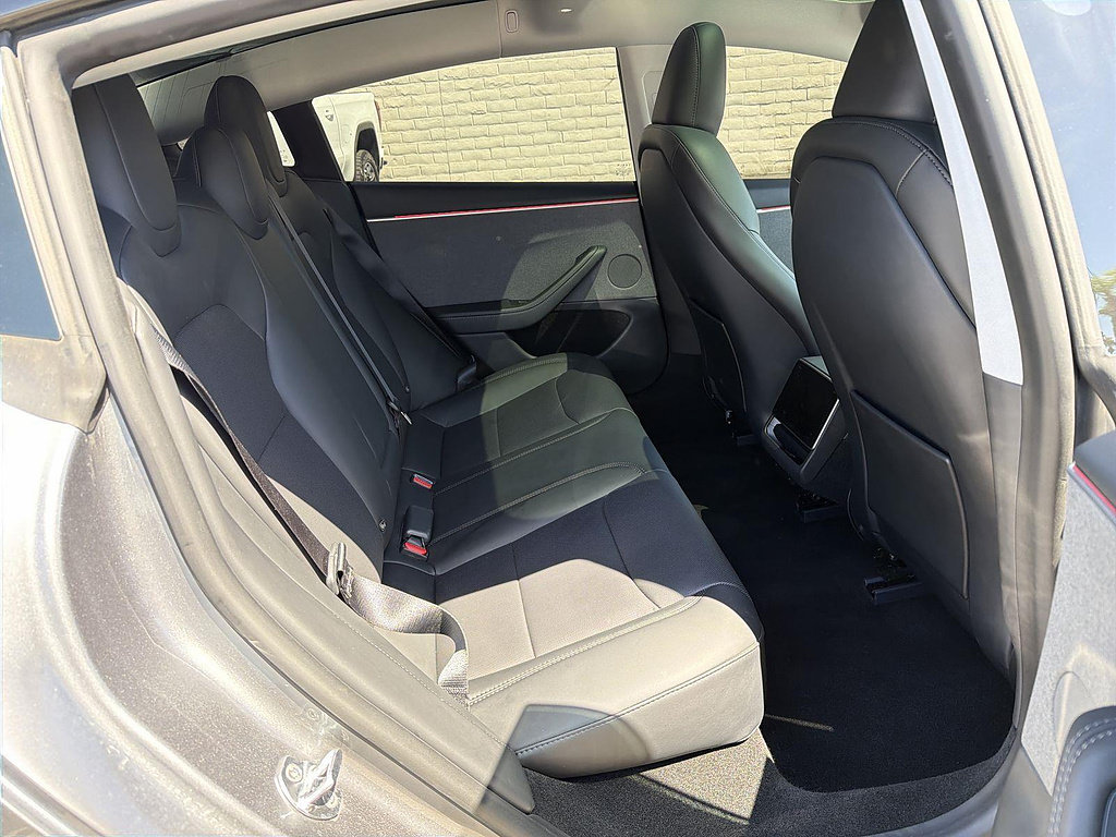 Used 2025 Tesla Model 3 Long Range RWD image 24