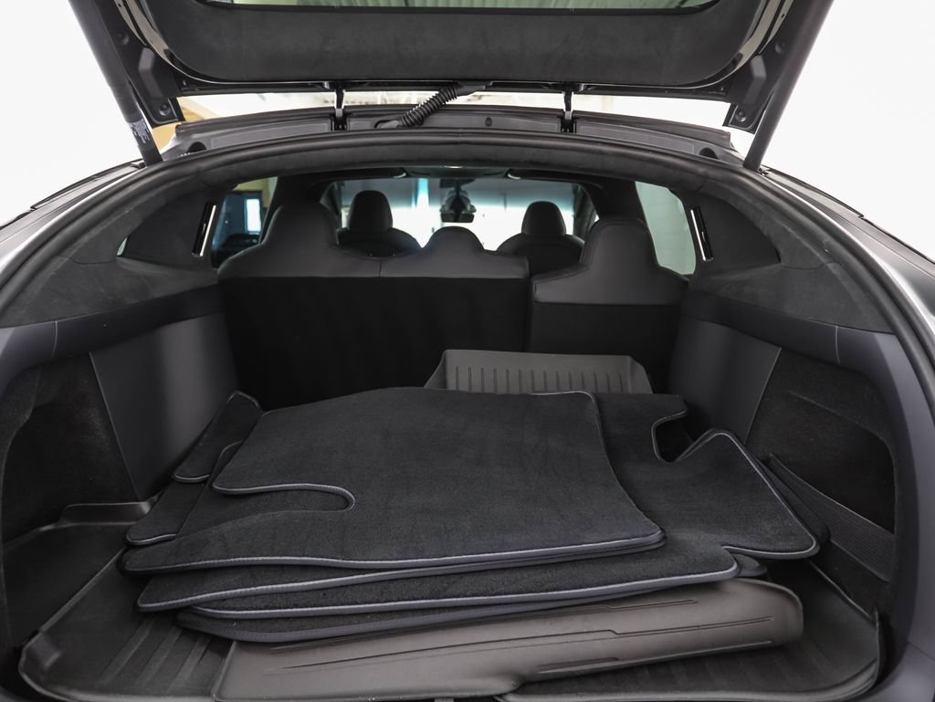 Used 2023 Tesla Model X AWD/4WD image 23