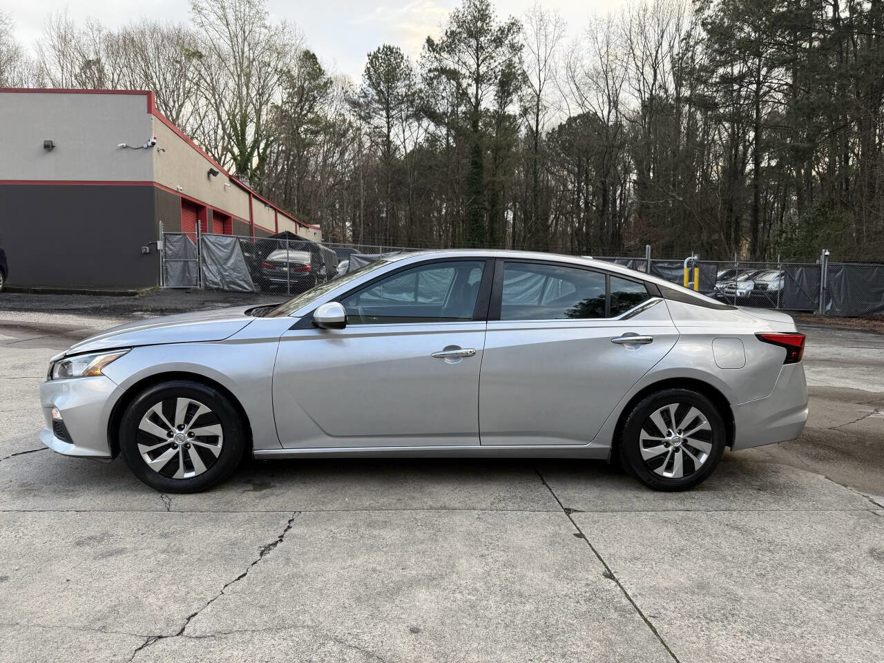 Used 2019 Nissan Altima 2.5 S image 2
