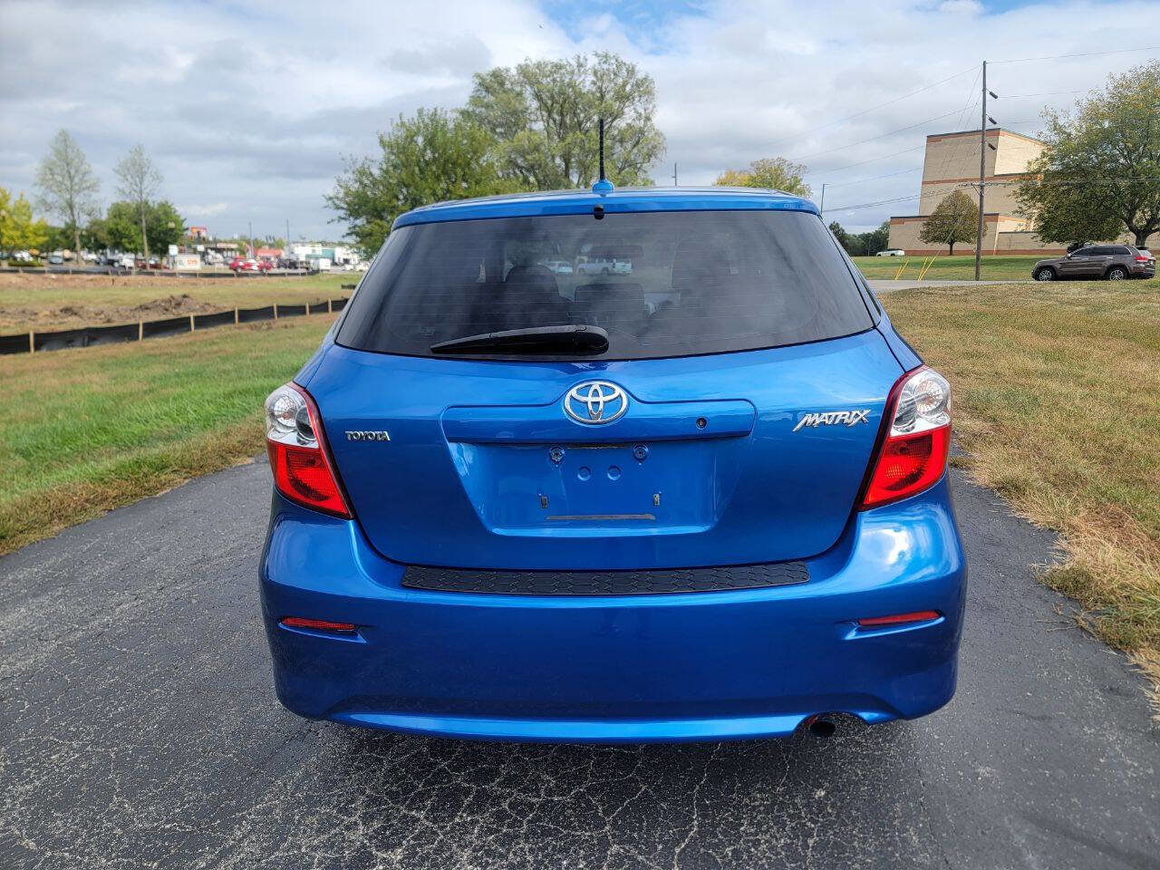 Used 2010 Toyota Matrix image 8