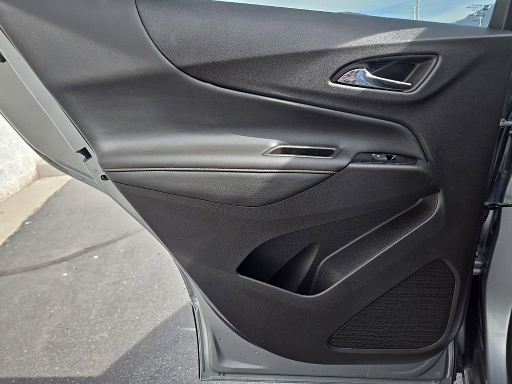 Used 2024 Chevrolet Equinox Premier image 37