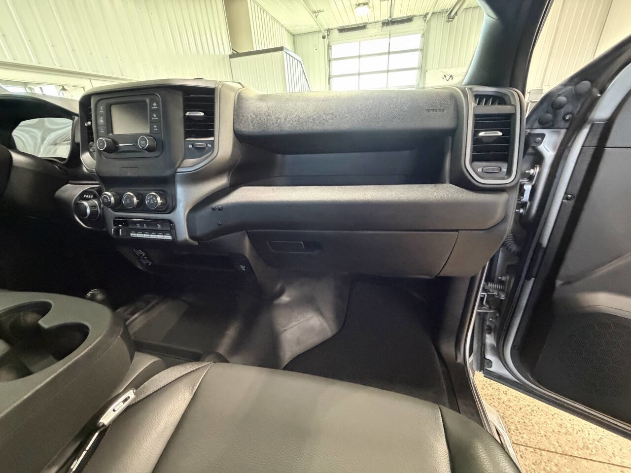 Used 2022 RAM 2500 Tradesman w/ Chrome Appearance Group AWD/4WD image 22