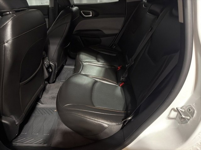 Used 2022 Jeep Compass Latitude image 14