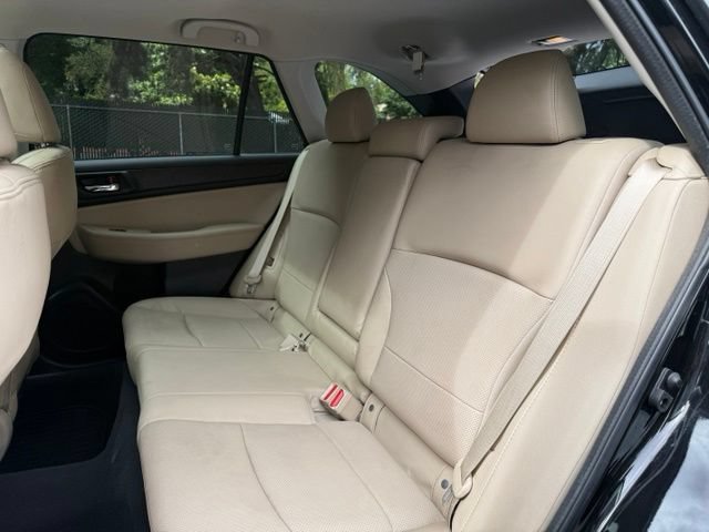 Used 2016 Subaru Outback 2.5i Limited AWD/4WD image 23