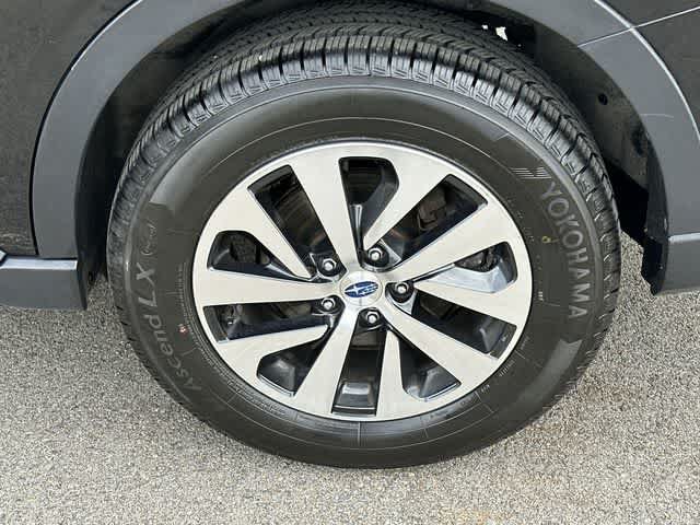 Used 2022 Subaru Outback Premium AWD/4WD image 5