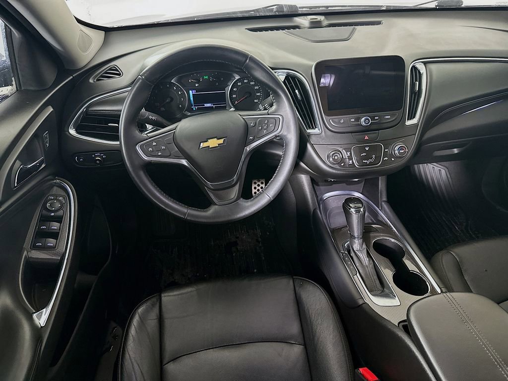 Used 2016 Chevrolet Malibu LT w/ Leather Package image 30