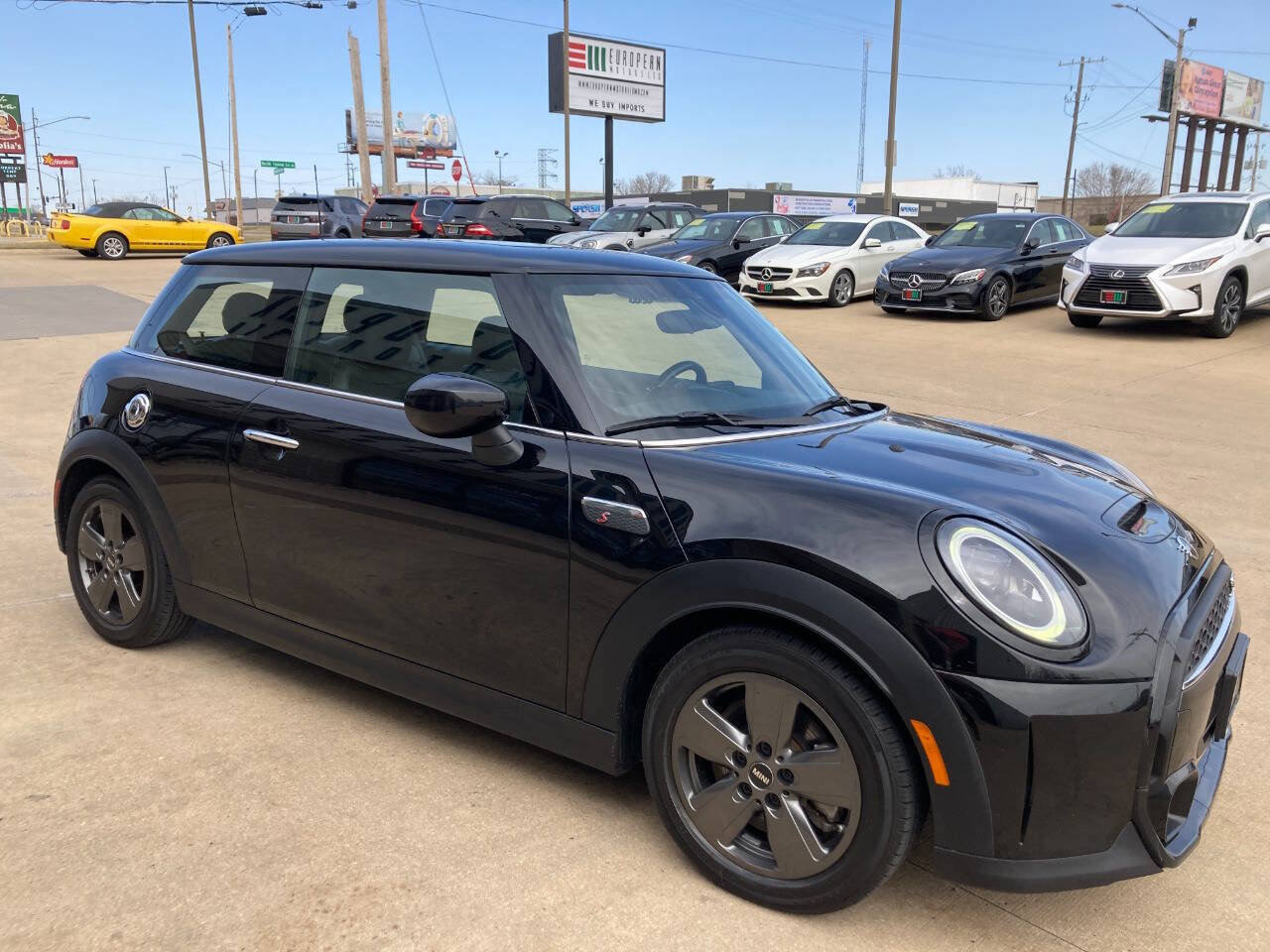 Used 2022 MINI Cooper S image 6