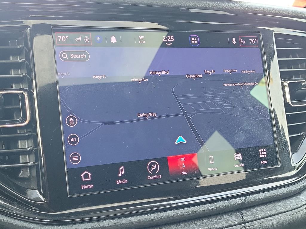 Used 2022 Dodge Durango GT image 31