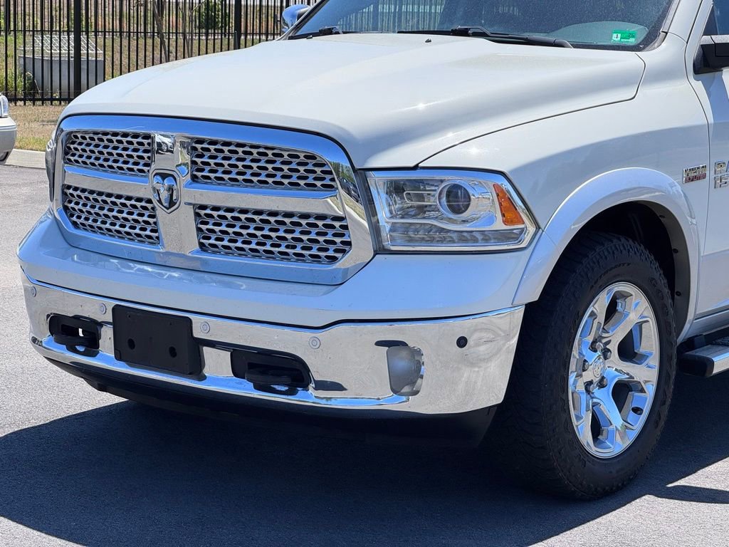 Used 2018 RAM 1500 Laramie w/ Convenience Group AWD/4WD image 35